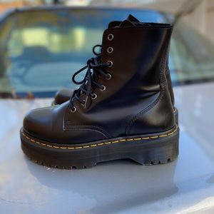 Dr martens Jadon HI Platform boots
